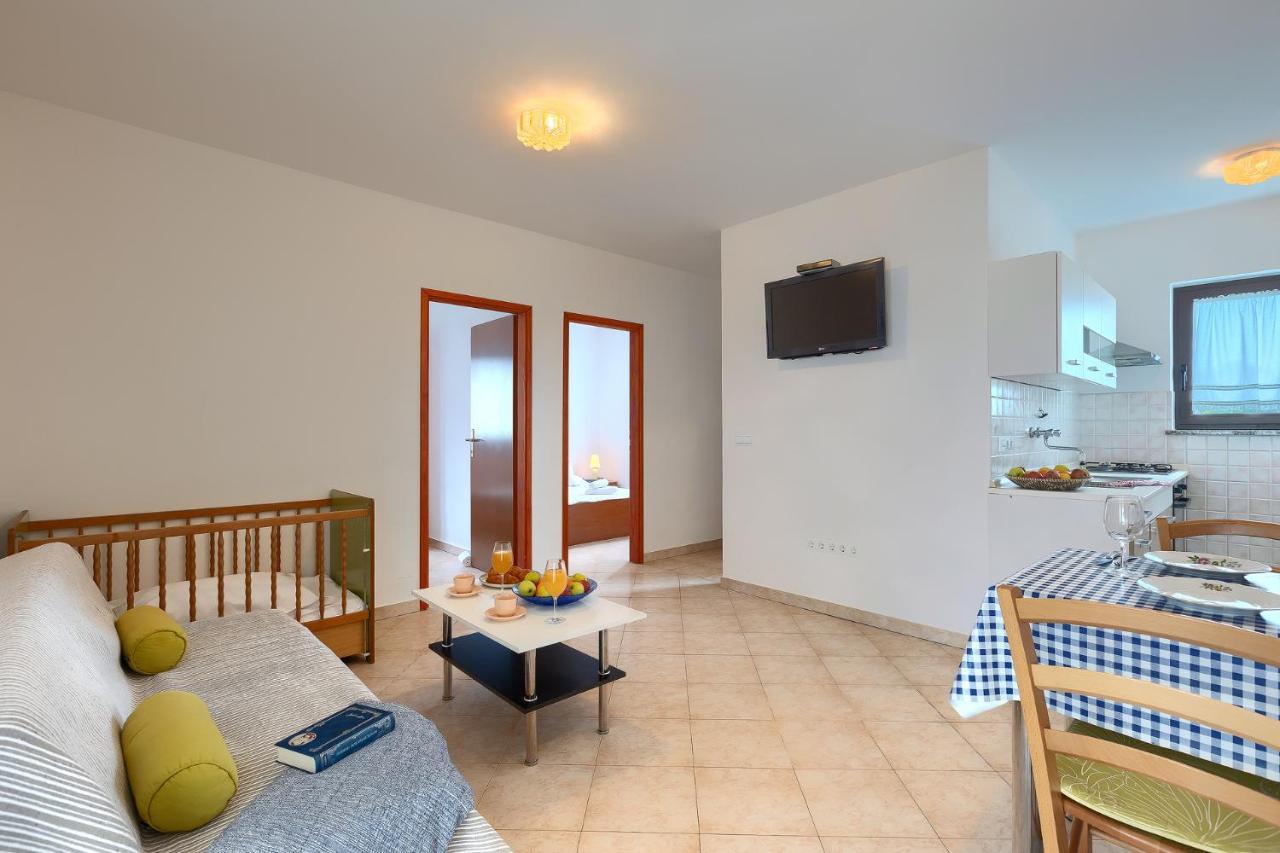 Apartmani Martina Poreč Eksteriør bilde