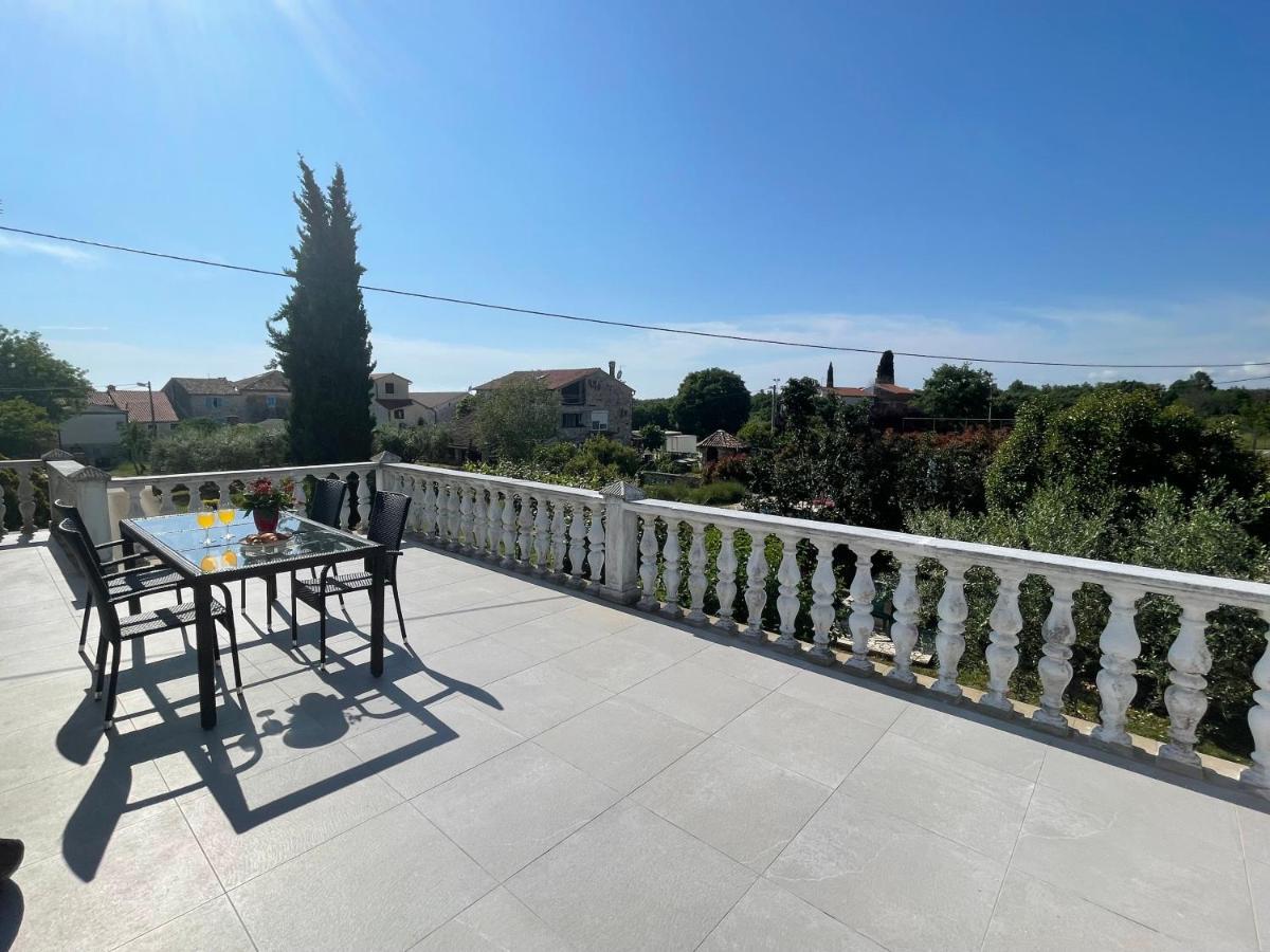 Apartmani Martina Poreč Eksteriør bilde